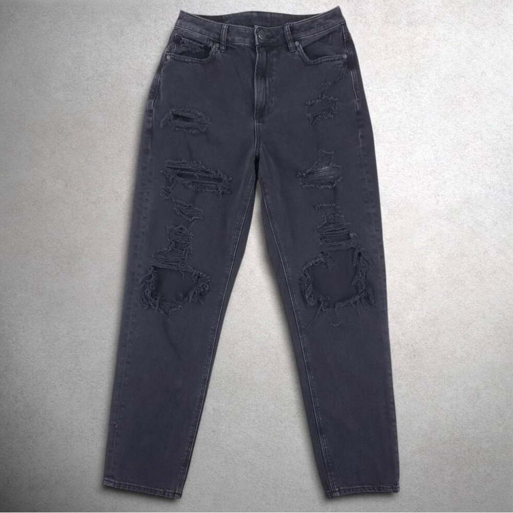 American Eagle Outfitters High Rise Distressed Jeans - Sz 6 Regular